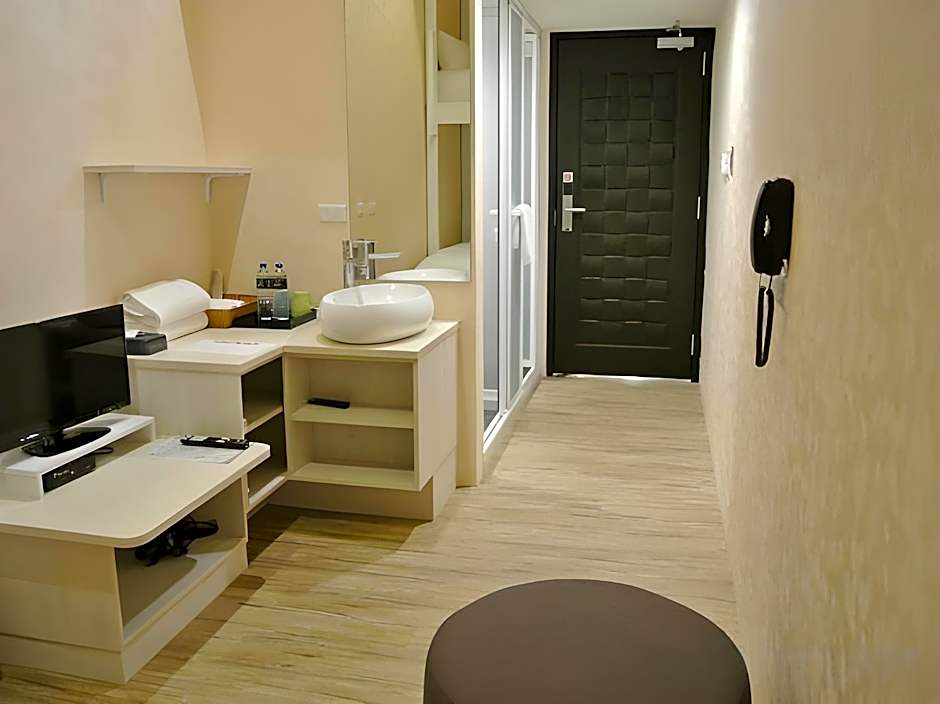 PLACE X Hotel