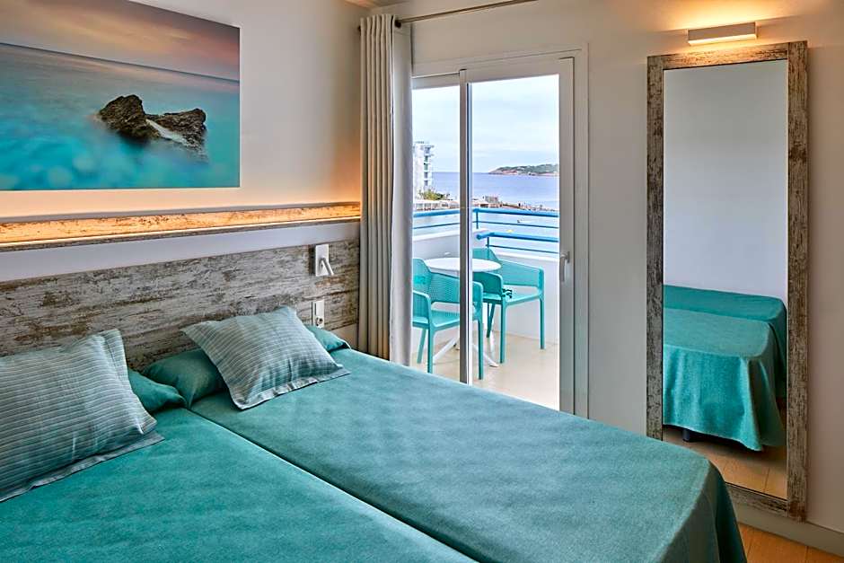 Playa Bella Apartments