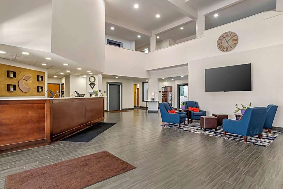 Comfort Suites Hattiesburg near University