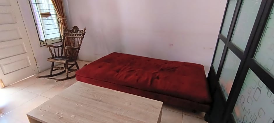 SPOT ON 92466 Adam Kost Syariah