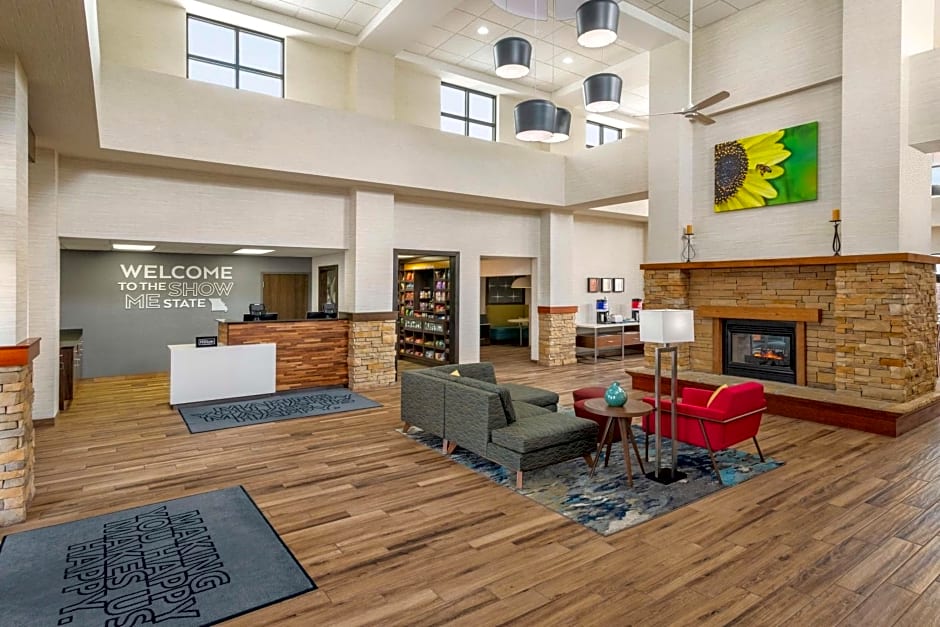Hampton Inn By Hilton & Suites Springfield