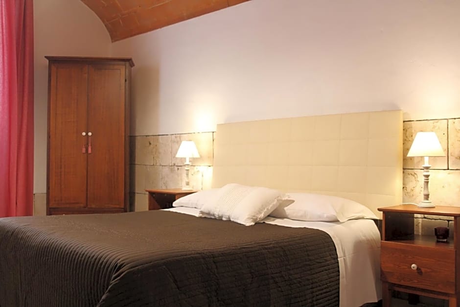 Bed & Tower