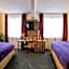 Hotel Famosa