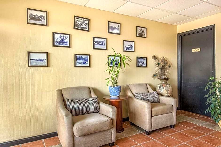 Econo Lodge Fort Knox