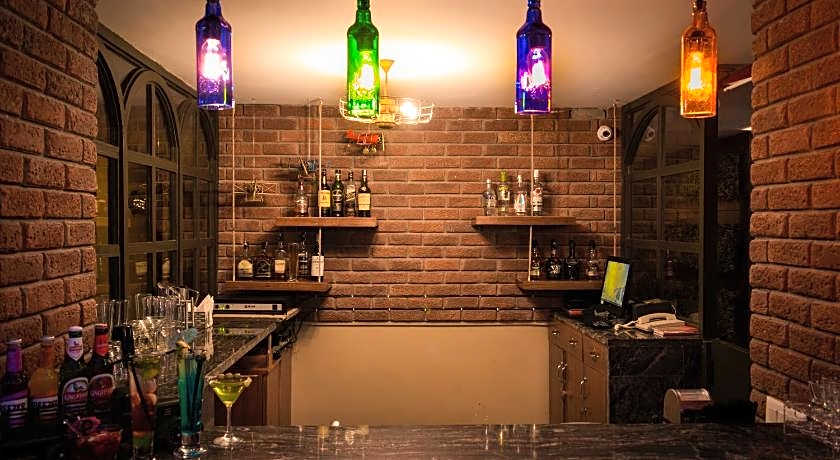 Glades Hotel Mohali - Chandigarh