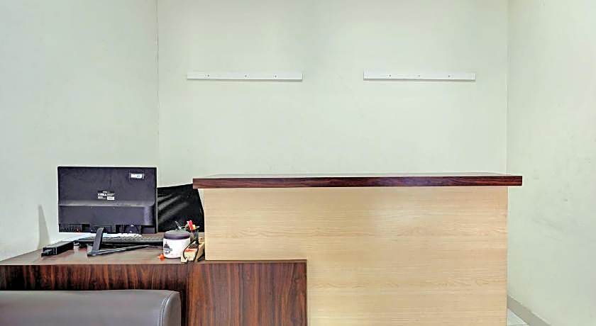 OYO Life 93103 Apartement Gateway Cicadas By Fikri Room