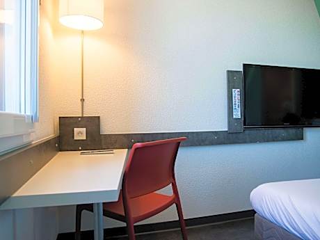 DOUBLE - Room with a large bed for 2 people