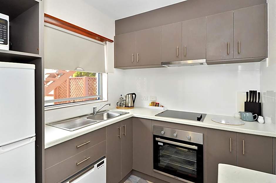 Dolphin Lodge Albany - Self Contained Apartments at Middleton Beach