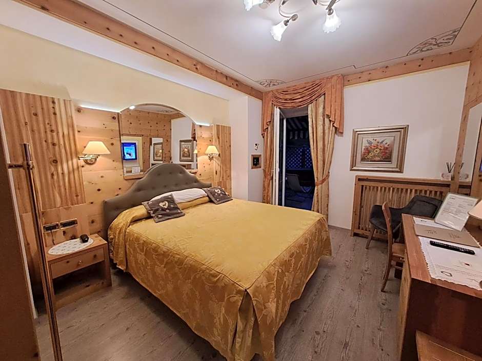 Alexander Hotel Alpine Wellness Dolomites