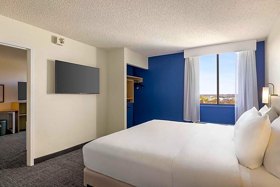 Spark By Hilton Germantown Washington DC North