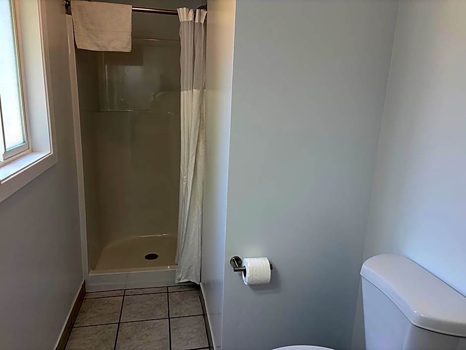 Lark Motel Willits