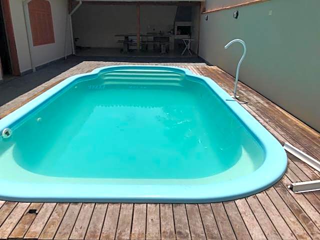 Bela casa, com internet, piscina e churrasqueira para descansar e desfrutar, dias de paz