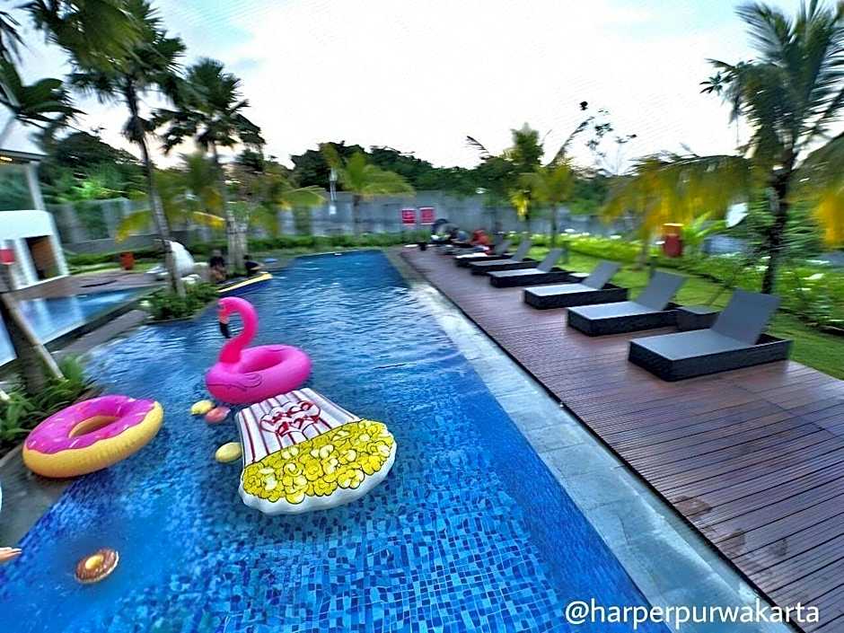 Harper Purwakarta by ASTON