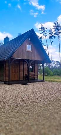 Chatka nad jeziorem