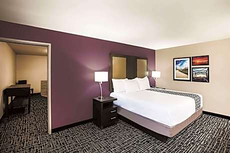 Superior King Room - Non-Smoking