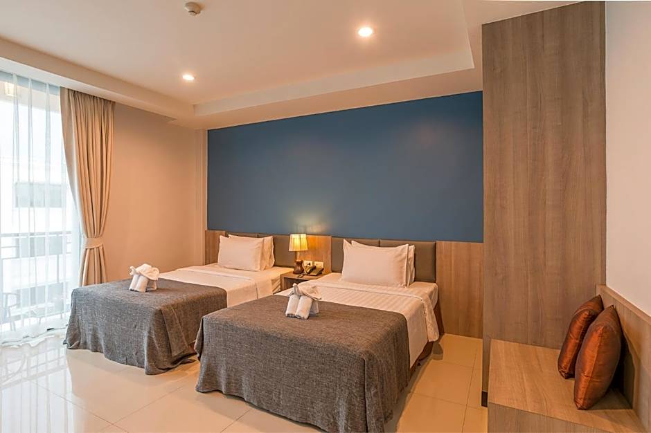 Photo 1 of 6 of Deluxe 2 Beds