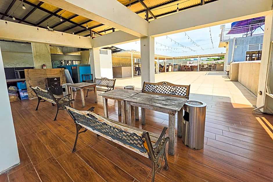 Golden Gate Suites
