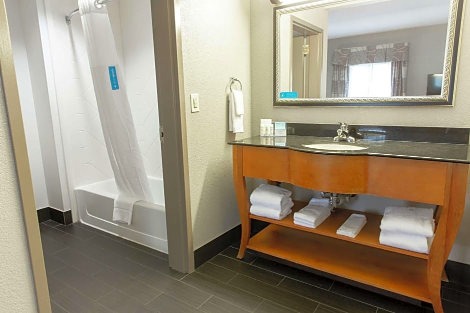 Hampton Inn By Hilton & Suites Chesapeake