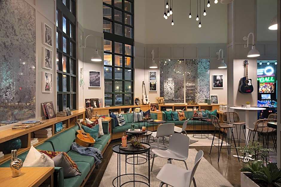 Moxy Memphis Downtown