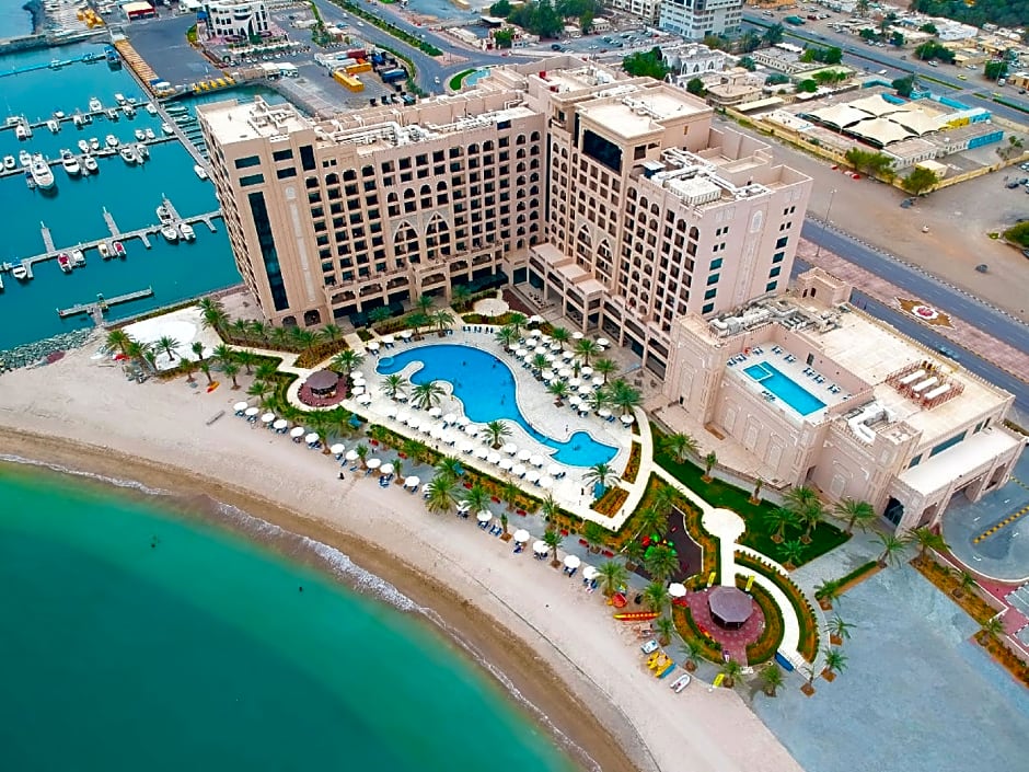 Al Bahar Hotel & Resort