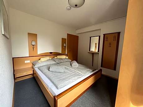 Deluxe Double Studio