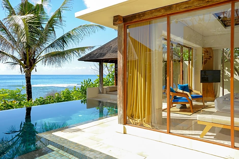 Komaneka at Keramas Beach