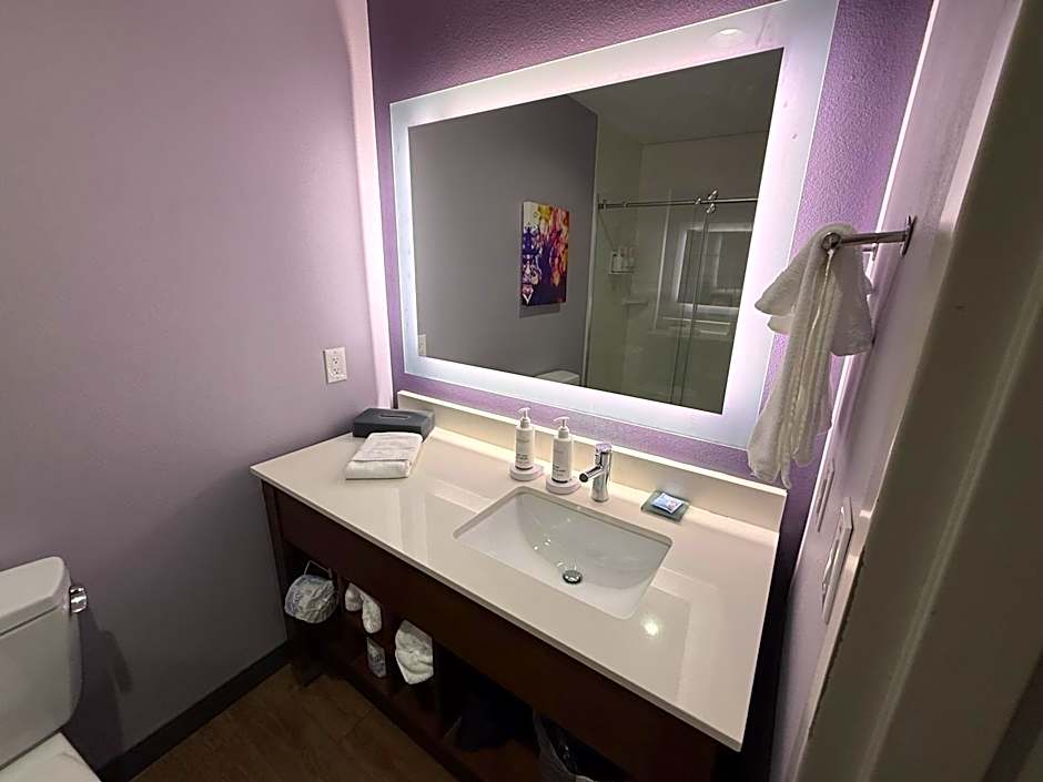La Quinta by Wyndham Altoona Des Moines