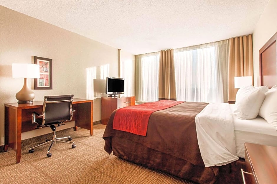 Comfort Inn & Suites Omaha