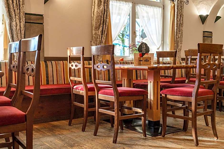 Hotel Restaurant Lebzelter