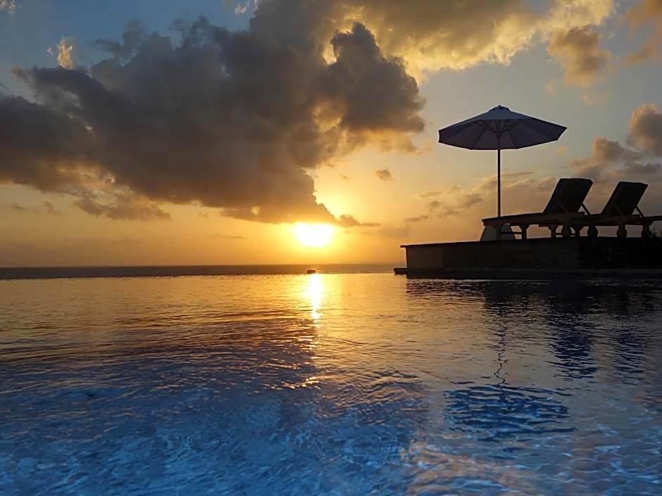 Cliff Park Lembongan