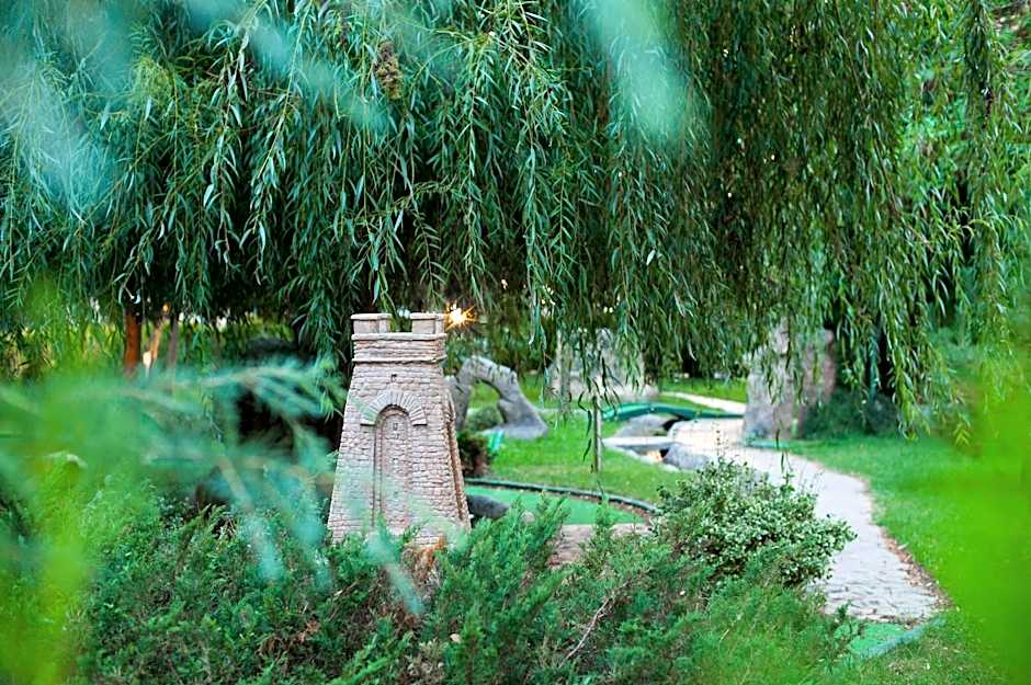 Rainbow 1 Holiday Complex