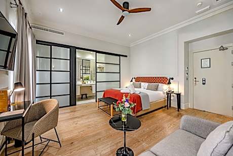 Grand Deluxe Room with Balcony