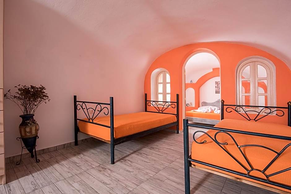 Maryloujohn Villas Oia