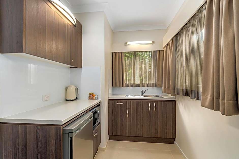 Quality Hotel Robertson Gardens