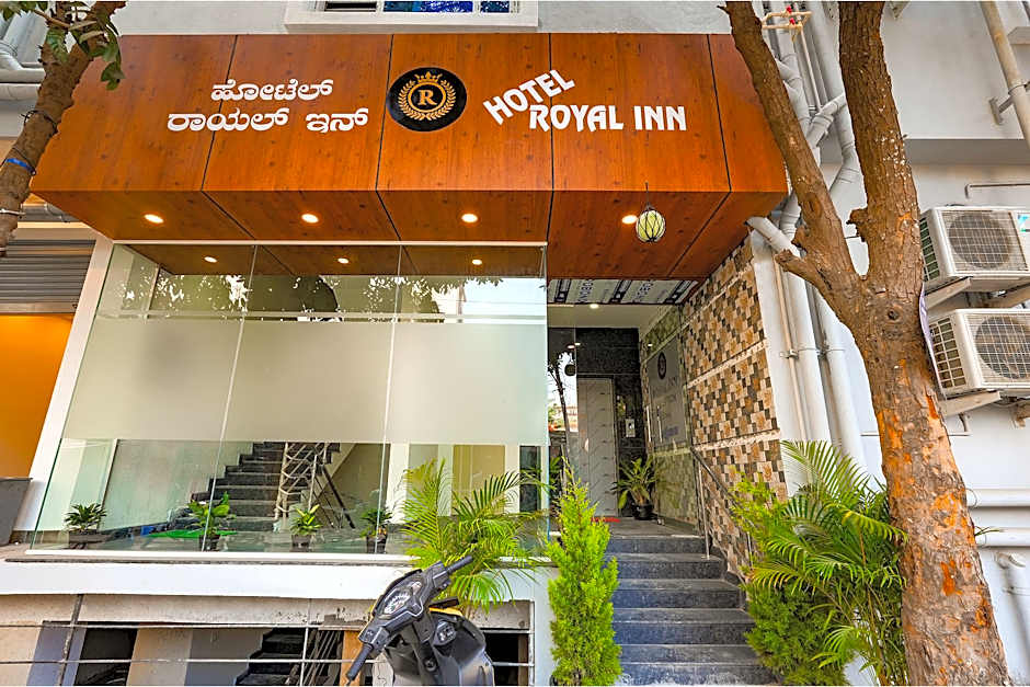 FabExpress Royal Inn – Bangalore, MN