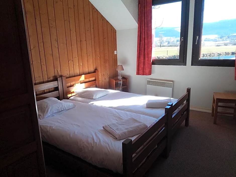 2 Beds — 4 fotoğraftan 1. fotoğraf