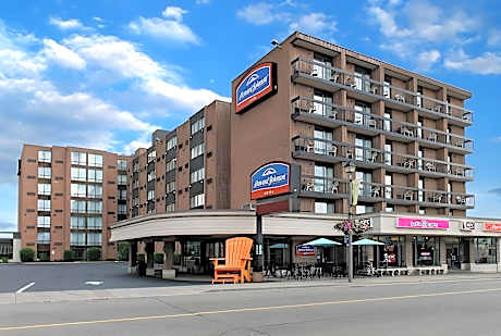 Howard Johnson Hot Springs Plaza YingHuaShan