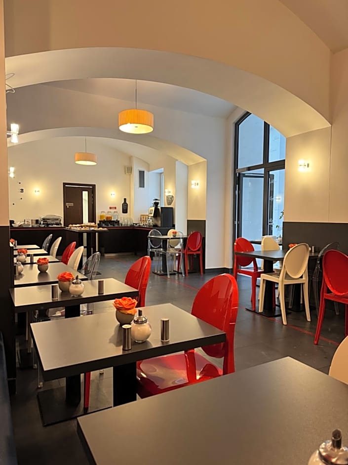Red & Blue Design Hotel Prague