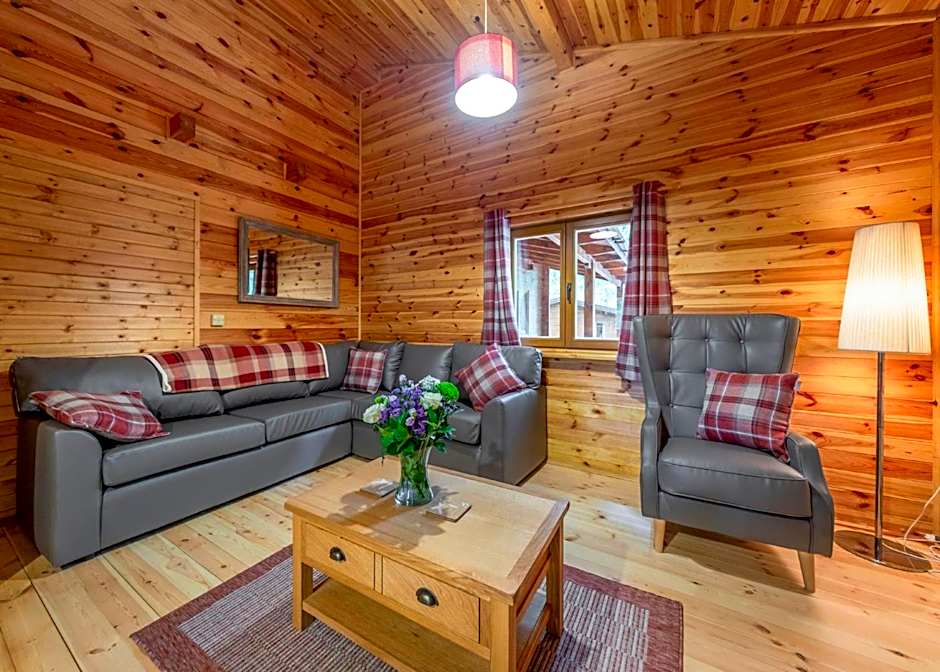 Woodland Park Lodges