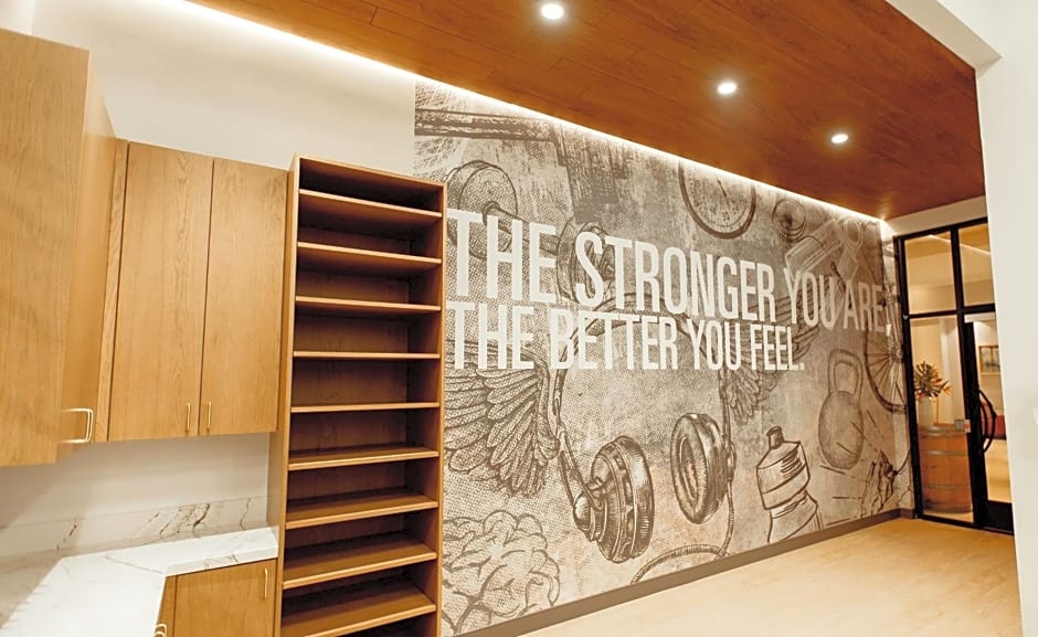 Hotel Zessa Santa Ana - a DoubleTree by Hilton