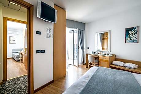 Triple Room with View