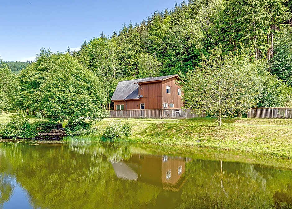 Penvale Lakes Lodges