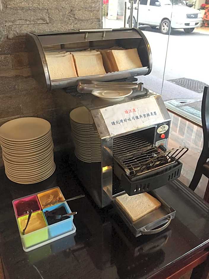 Shuian Lakeside Hotel