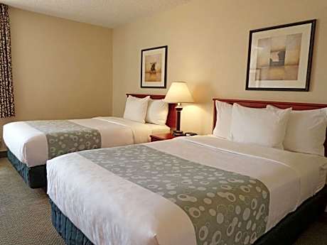 Suite with Two Double Beds - Non-Smoking