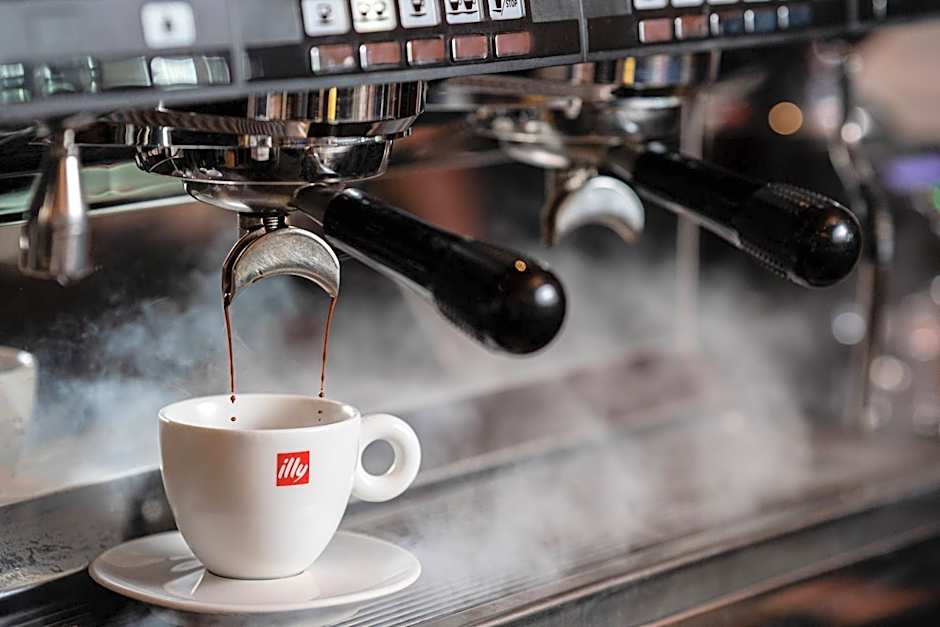 Montreal Airport Marriott In-Terminal Hotel