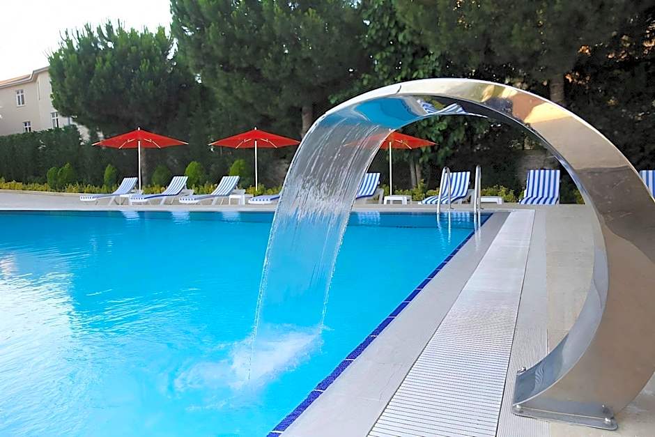 EMRTMES HOTEL & SPA TUZLA