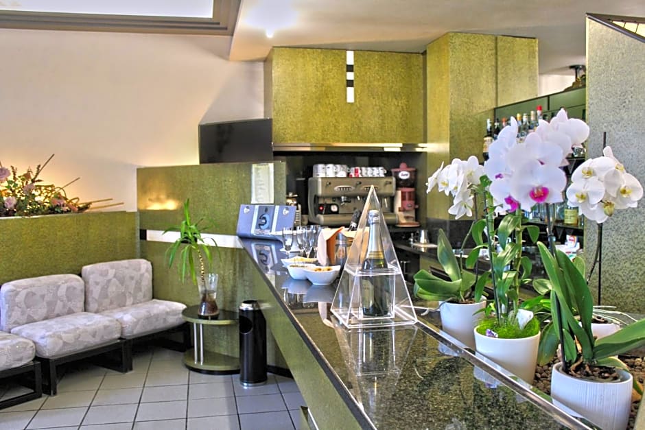 Park Hotel