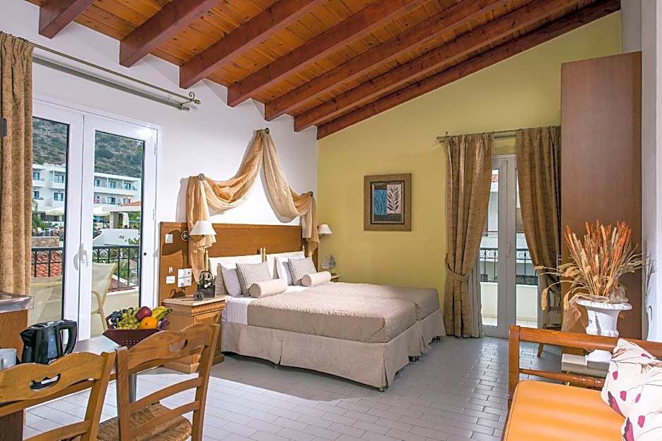 Camelot Royal Beds by Checkin