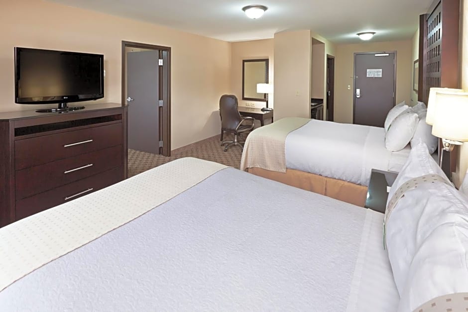 Holiday Inn Hotel & Suites Tulsa South, an IHG Hotel