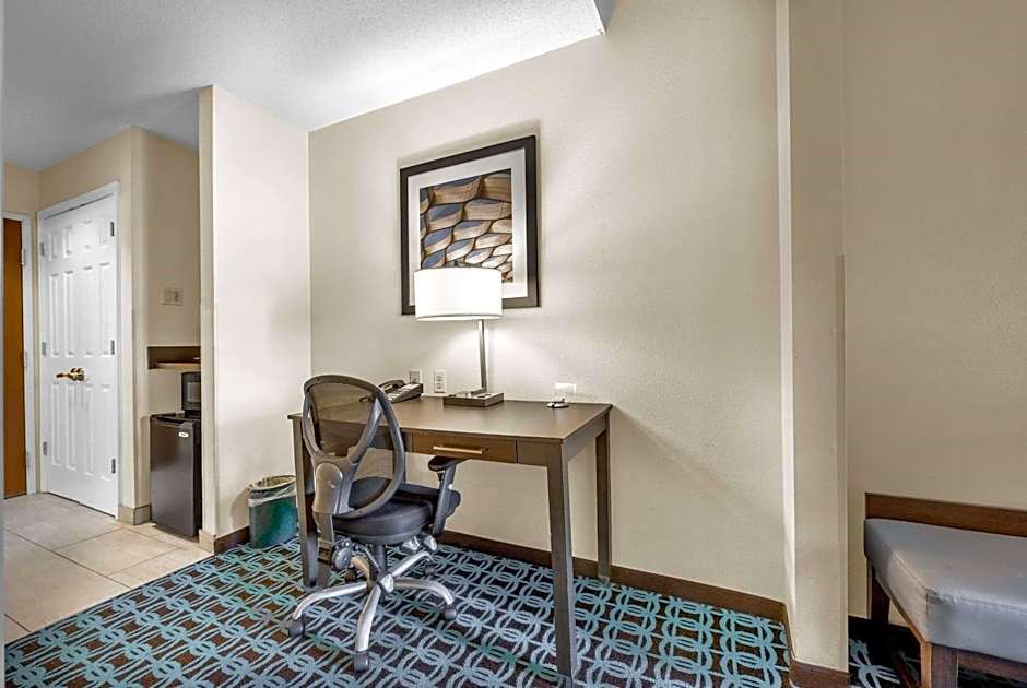 Wingate by Wyndham Chicago Schaumburg